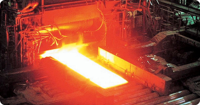 厚板工場：仕上げ圧延機